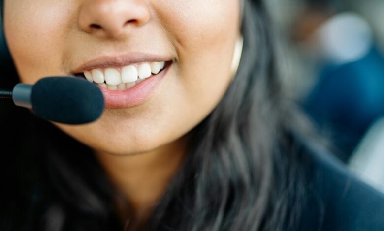 customer help phone number