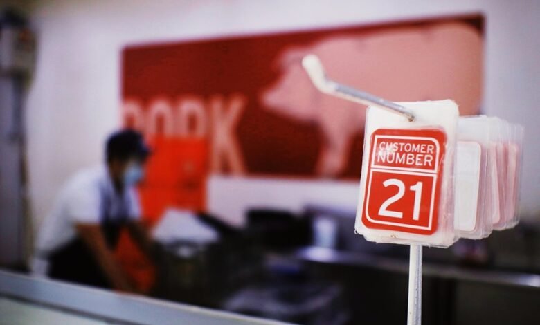 customer service available now